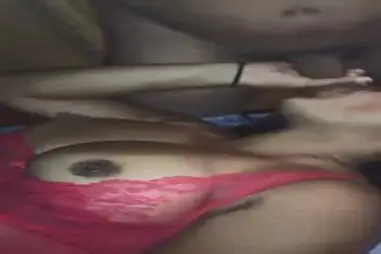 Momen Kasmaran Isap Batang Di Kamar
